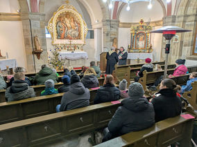 Krippenandacht mit Segnung der Kinder (Foto: Georg Smolarczyk)
